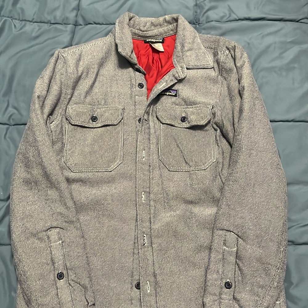 Patagonia hickory striped insulated button jacket